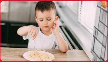 Tous les parents en donnent à leurs enfants, cet aliment ne doit pourtant pas être consommé avant 5 ans