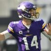 Vikings shock 49ers as Sam Darnold throws 2 more touchdowns in solid performance