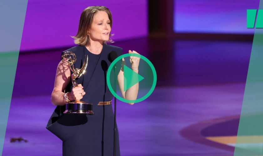 Aux Emmy Awards 2024, Jodie Foster reçoit sa première statuette et une standing ovation