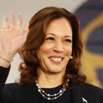 La vice-présidente américaine et candidate démocrate à l'élection présidentielle Kamala Harris lors d'un meeting à Wayne, dans le Michigan, le 8 août 2024