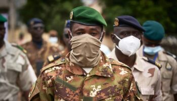 Le colonel Assimi Goïta, chef de la junte au pouvoir au Mali, à Bamako le 18 septembre 2020