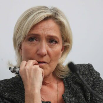 Affaire des assistants du RN : emplois fictifs et faux documents... Le procès qui va secouer Marine Le Pen