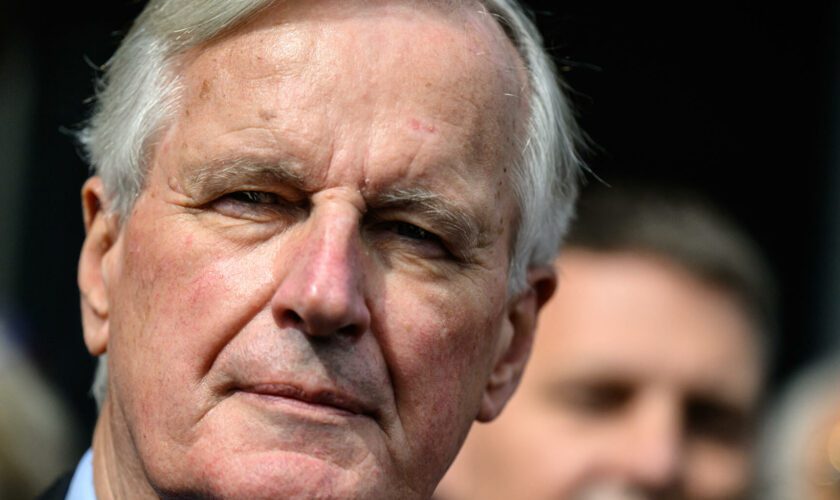 Michel Barnier juge la situation budgétaire « très grave » et déplore les « petites phrases »