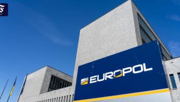 Europol zerschlägt Kommunikationsdienst Ghost