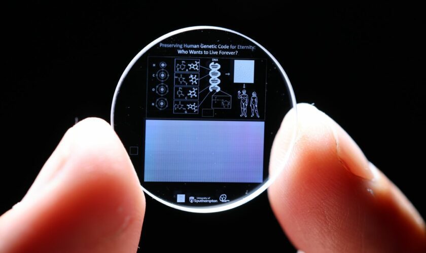 Scientists have stored the full human genome on a 5D memory crystal which they hope could provide a blueprint to bring humanity back from extinction thousands, if not millions, of years in the future. The team from the University of Southampton's Optoelectronics Research Centre (ORC) also said the revolutionary data storage format that can survive for billions of years. Pic: Uni of Southampton