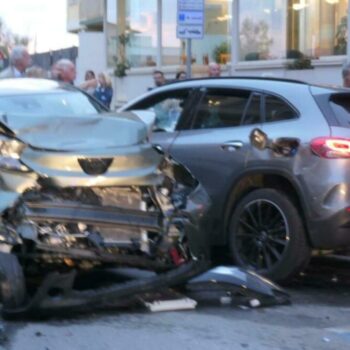 Auto rast in Fußgängergruppe in Italien – Zwei deutsche Schülerinnen auf Klassenfahrt sterben