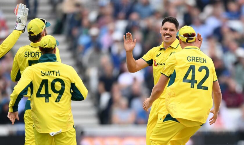 England vs Australia LIVE: Latest score and updates as Jofra Archer plays first ODI for 18 months