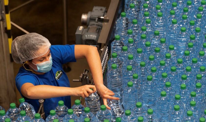 Eaux minérales, une industrie française sous pression