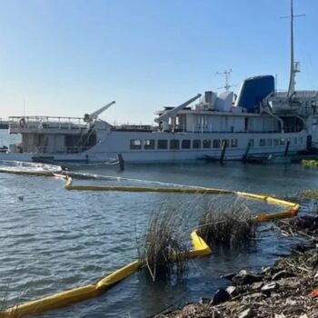 Utah man bought cruise ship on Craigslist – now it’s sinking after m restoration