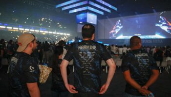 L’équipe esport Karmine Corp fait ses débuts dans son stade, les Arènes de l’Agora : «Un sacré saut dans l’inconnu»