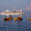 À Marseille, une action de blocage en mer contre la "pollution" des navires de croisières