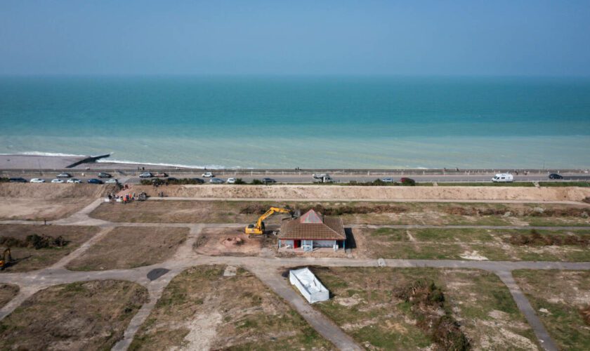 « On anticipe » : en Normandie, un camping déménagé pour échapper à la montée des eaux