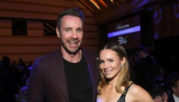 Kristen Bell and Dax Shepard let their daughters roam a theme park for seven hours alone, she says