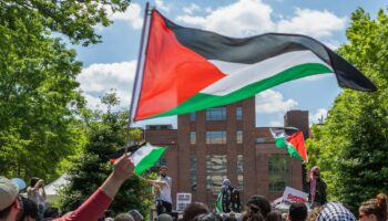 Une manifestations d'étudiants propalestiniens à l'université George Washington, à Washington DC, le 1er mai 2024