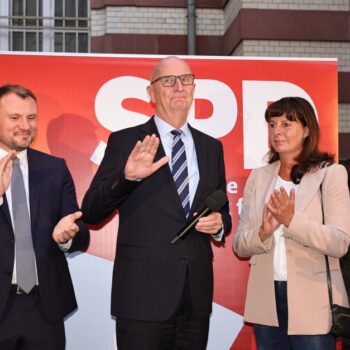 Wahl in Brandenburg: SPD und AfD Kopf an Kopf um die 30 Prozent