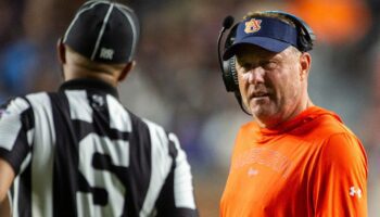 Ex-college football quarterback rips Auburn's Hugh Freeze over critical remarks about his players