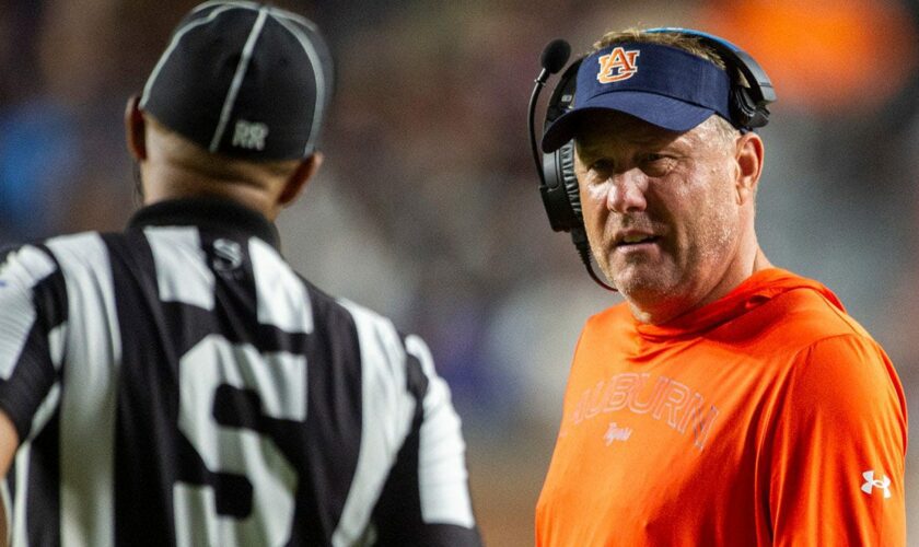 Ex-college football quarterback rips Auburn's Hugh Freeze over critical remarks about his players