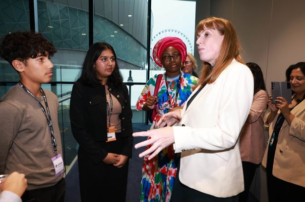 Angela Rayner tells Year 9s 'don't give up' - as they give advice to the PM