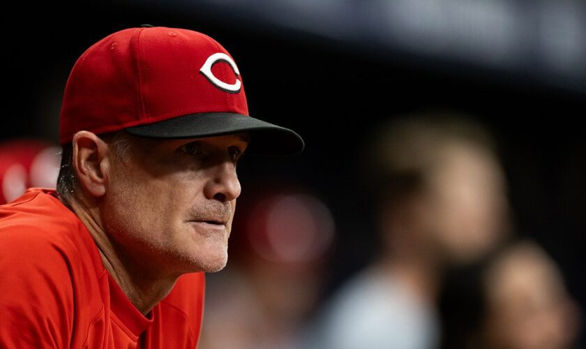 Reds fire David Bell with 5 games left in regular season