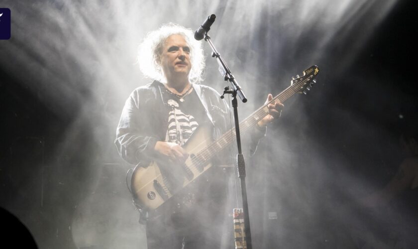 Neues Lied von The Cure: „Alone“