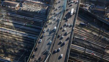 Périphérique de Paris à 50 km/h : le nouveau ministre des Transports freine, la mairie continuer à foncer