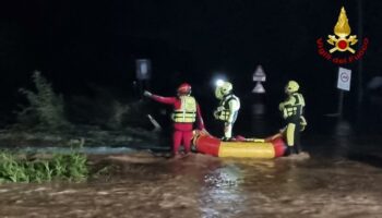 Großmutter und Enkel aus Deutschland nach Überschwemmung in der Toskana vermisst