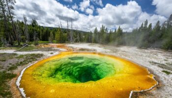 Yellowstone tourists accused of ruining Morning Glory’s crystal blue color with ‘thousands’ of coins