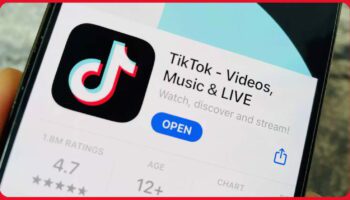 Vous avez toujours rêvé d'utiliser TikTok sans connexion internet ? Il existe une technique bien cachée pour ça