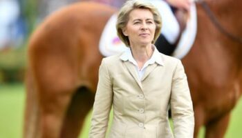 Wölfe: Ursula von der Leyen und ihr Kampf gegen den Wolf