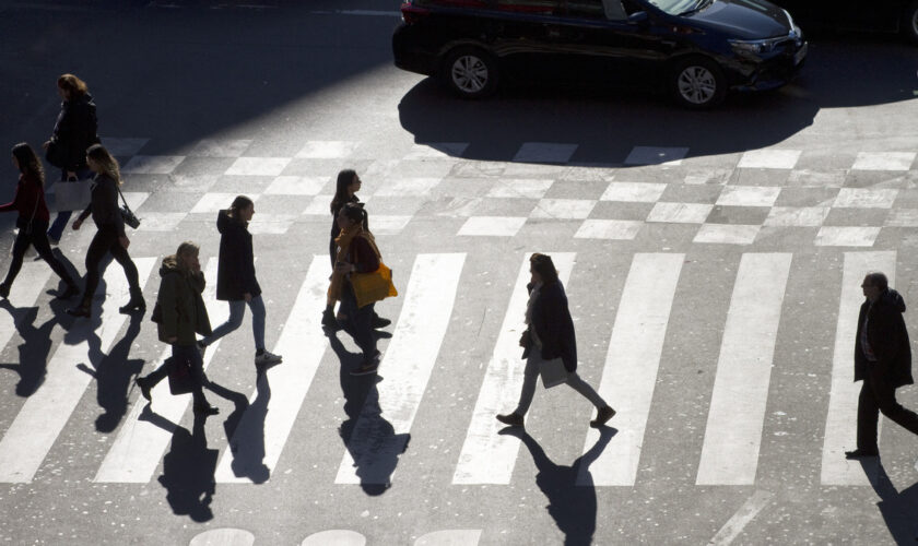 À Paris, à chaque passage piéton, tu joues ta vie