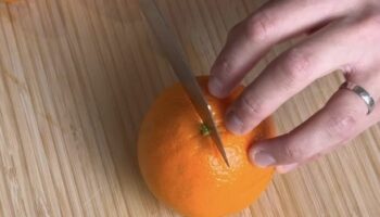 Fruit expert branded a 'genius' as he shares 'correct' way to cut oranges