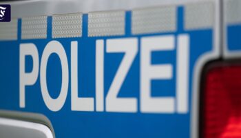 Oberursel im Taunus: Staatsschutz ermittelt zu verklebten Türschlössern