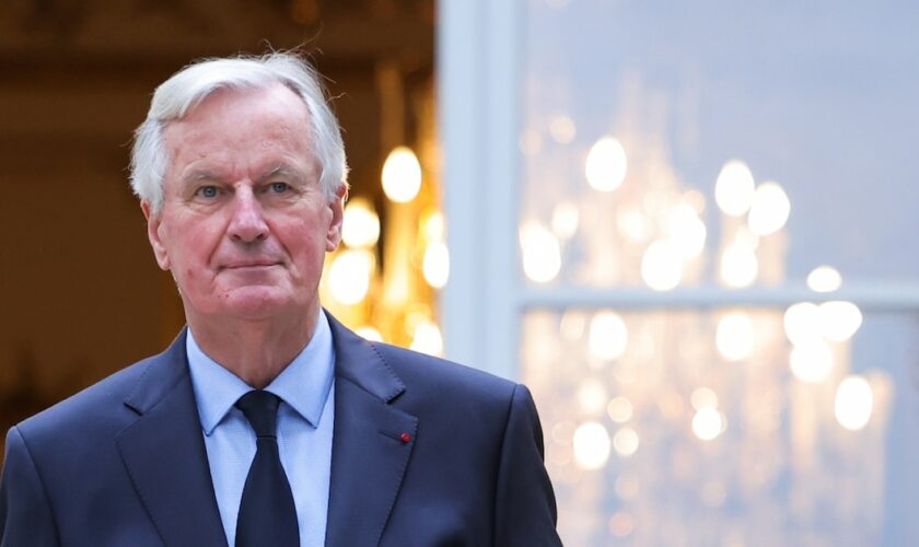 Le Premier minsitre Michel Barnier à l'issue du séminaire gouvernemental à l'hôtel Matignon, le 27 septembre 2024 à Paris