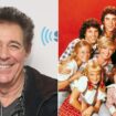 Barry Williams says 'Brady Bunch' costars 'all hooked up with each other'