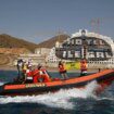 28 activistas de Greenpeace, absueltos por pintar sobre la fachada del hotel Algarrobico, que sigue pendiente de demolición