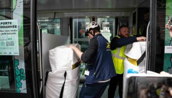 À Strasbourg, la Poste teste la livraison de colis par tramway