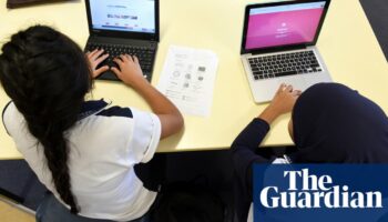 AI chat tool to be rolled out across NSW public schools to ease pressure on teachers