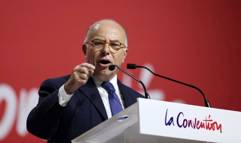 Bernard Cazeneuve, un week-end pour renouer avec le terrain