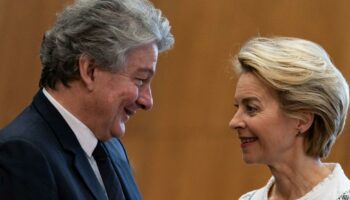 Commission européenne : Ursula von der Leyen contraint Paris à «débrancher» Thierry Breton