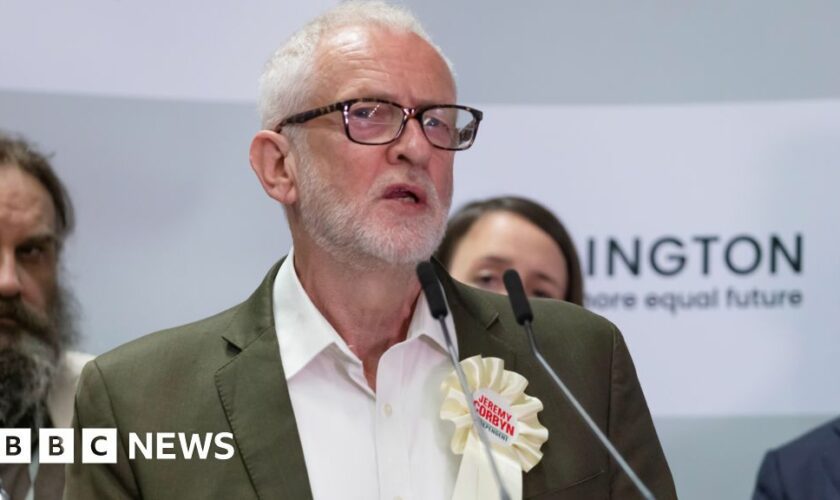 Corbyn forms new group with four pro-Gaza MPs