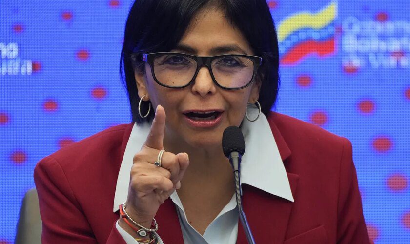 Delcy Rodríguez se reúne con Repsol para avanzar en  "cooperación energética" en plena escalada de tensión con España