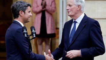 Devant les troupes macronistes, Michel Barnier promet «un nouveau gouvernement, pas un remaniement»