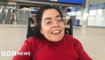 Disabled woman 'lifted off bus' after ramp broke