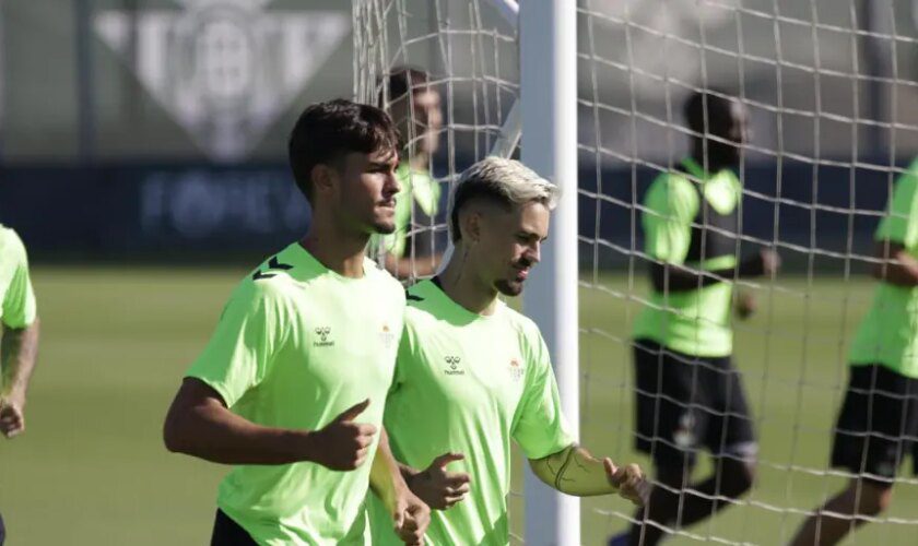 El Betis valora una oferta de Qatar por Rodri