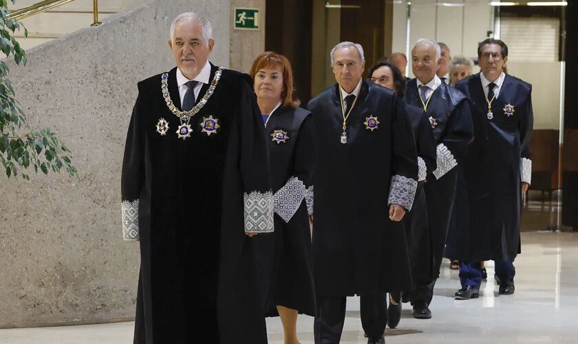 El PP pide que Conde-Pumpido, Campo  y Díez sean apartados de su recurso contra la amnistía mientras se resuelven sus recusaciones en el Constitucional