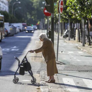 El plazo de espera para acceder a la dependencia supera ya los 20 meses en Andalucía