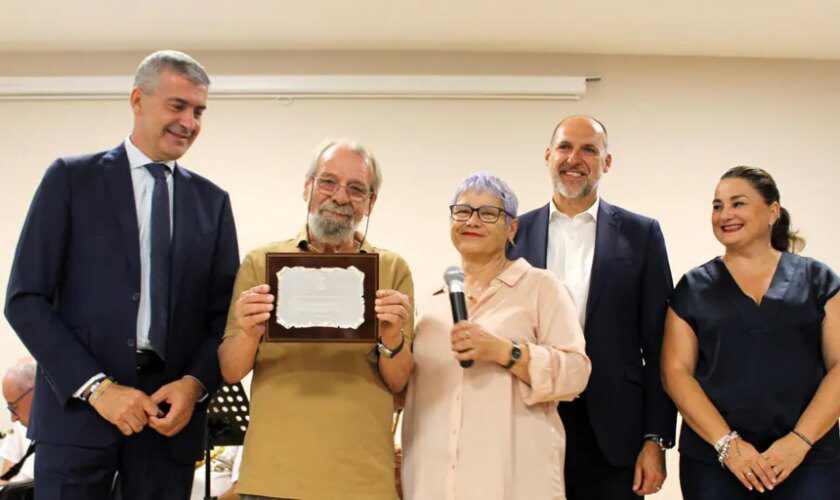 Espinoso del Rey estrena centro cultural dedicado a su vecino Tomás Cámara