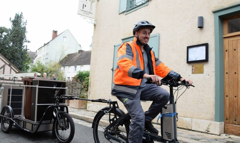 Eure-et-Loir : de la cuisine au composteur, les biodéchets voyagent à vélo