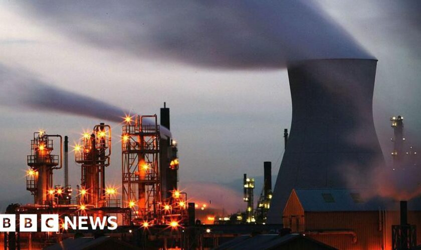 Government talks with 'possible buyer' for Grangemouth - minister