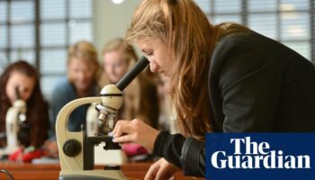 Grammar schools in England must publish details on entry tests, tribunal rules